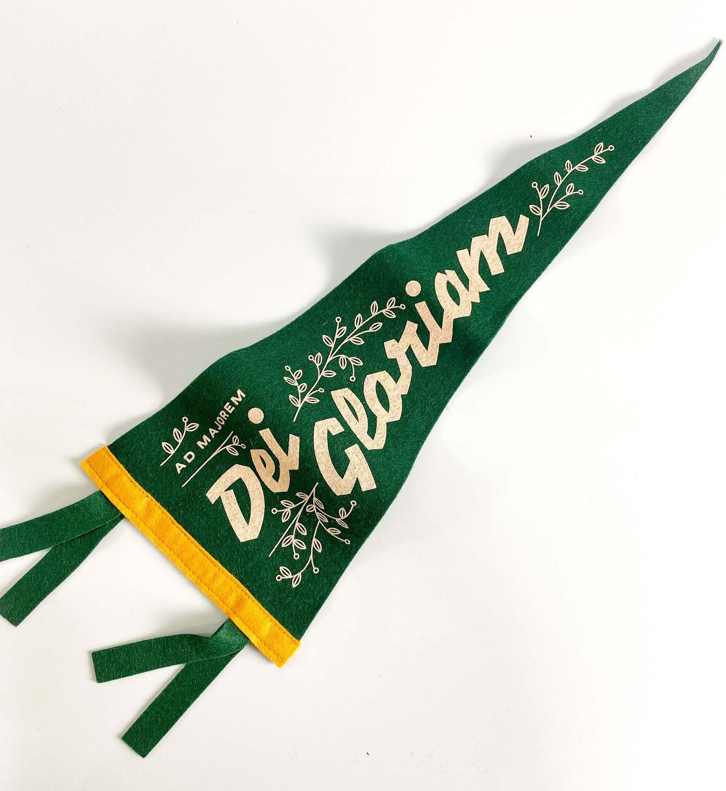 Pennant: Ad Majorem Dei Gloriam